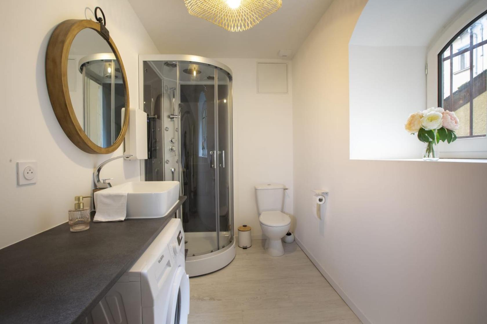 Le Nid 3 Etoiles Wifi, Netflix, Disney, Coeur De Bastide Villefranche-de-Rouergue Exterior foto